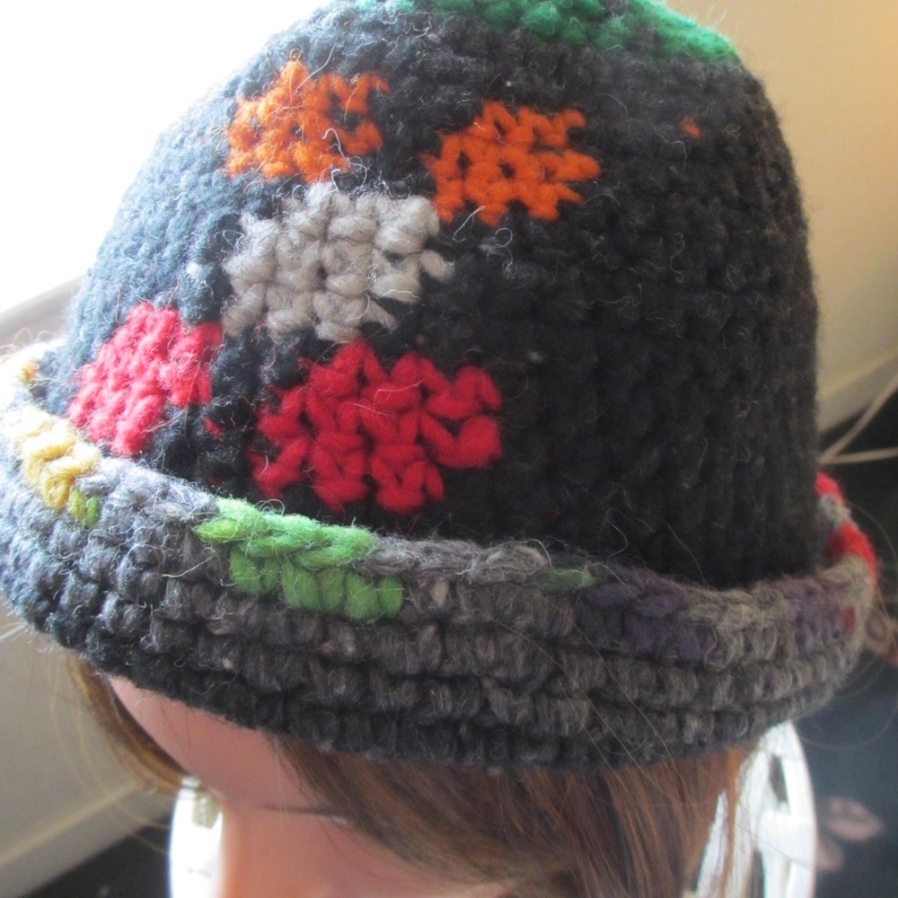 Peruvian Hand Knitted Wool Hat, Cap, looks as new.